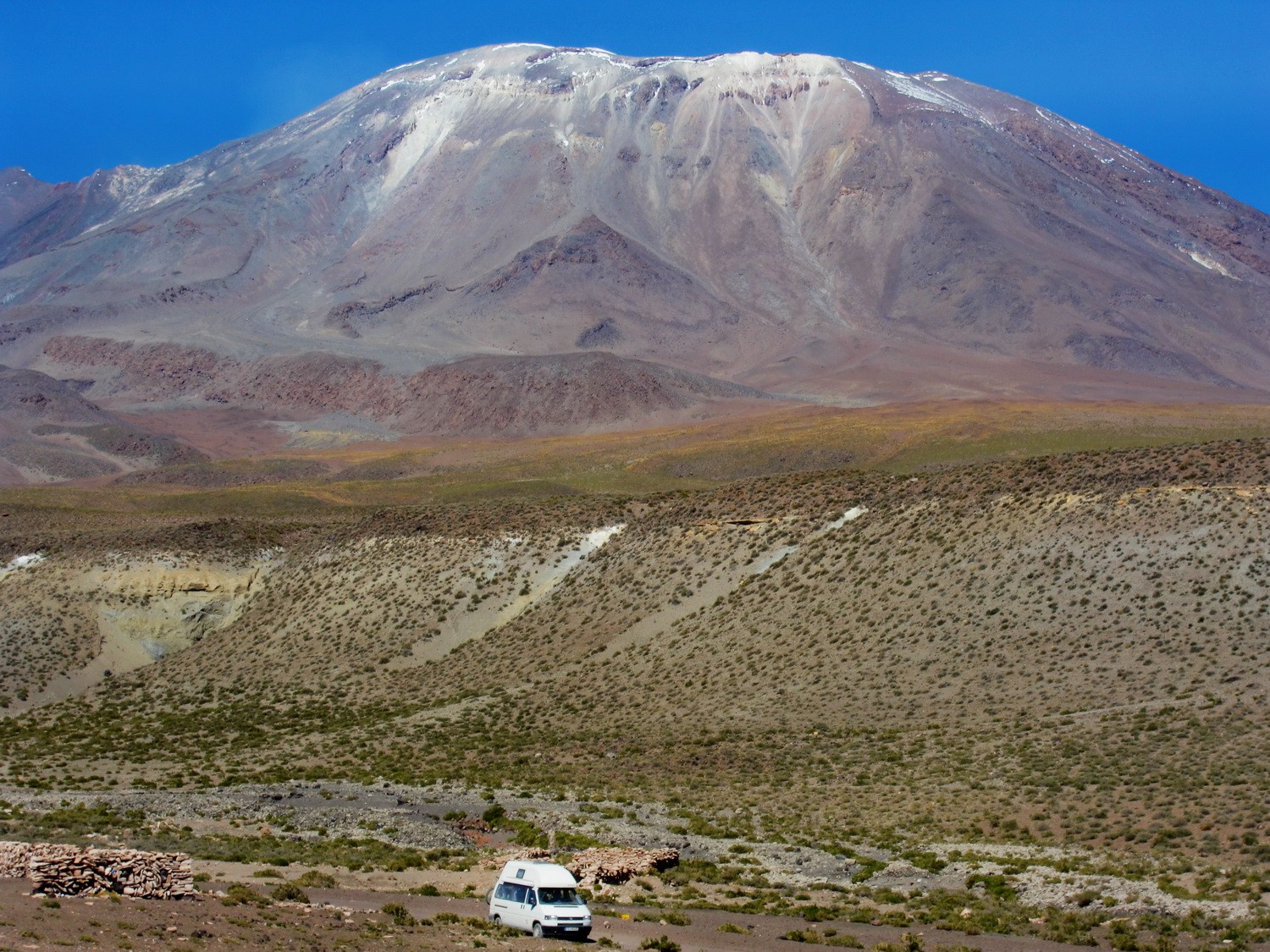 Volcano Lascar with our car